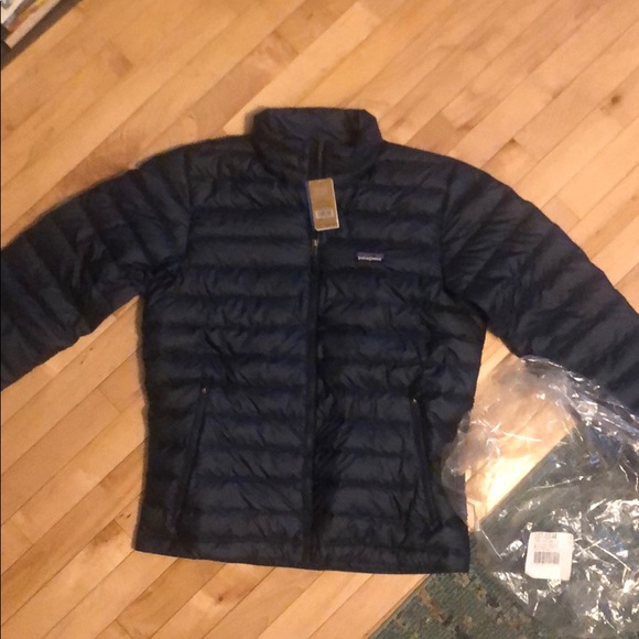 Patagonia Down Sweater, NWT - Picture 3 of 6